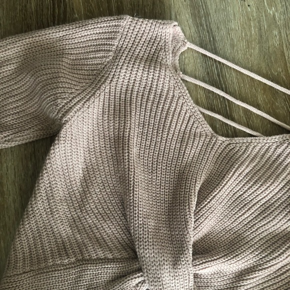 Sweater - Picture 2 of 4